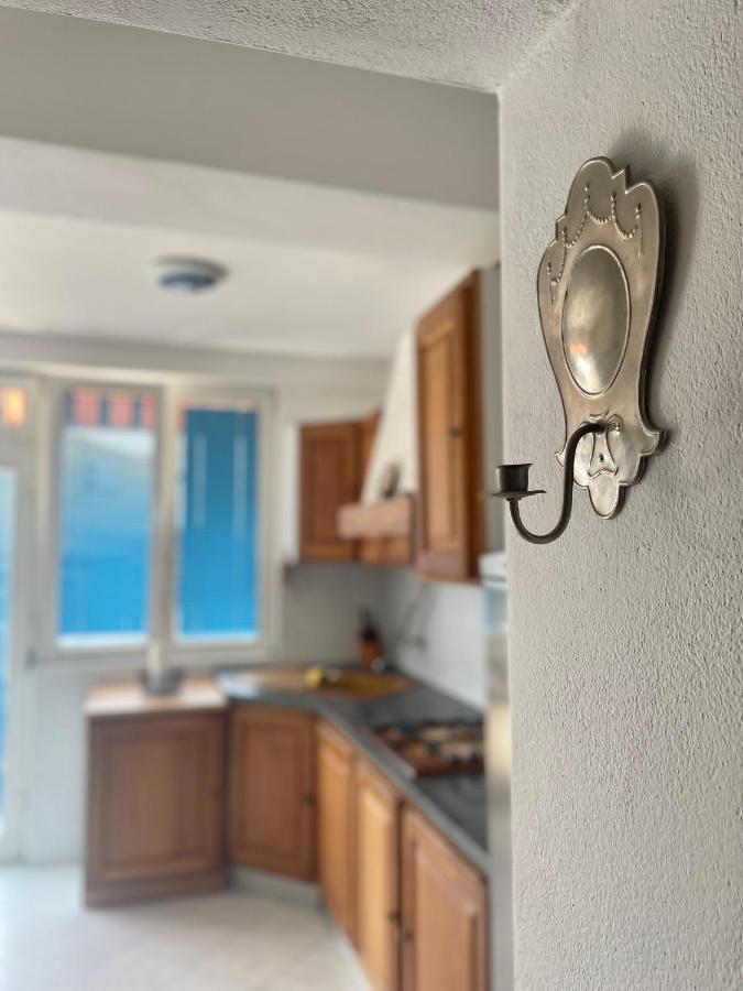 Mare I Kate Apartmani Tribalj Eksteriør billede